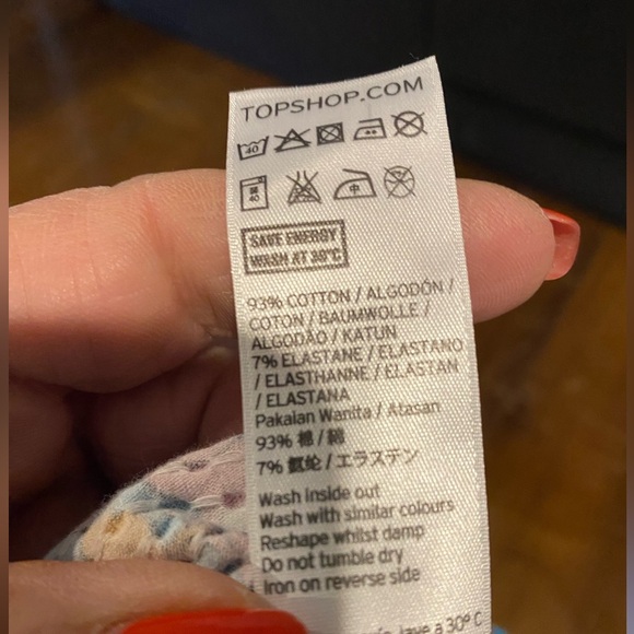 Floral off the shoulder crop top - Picture 4 of 4